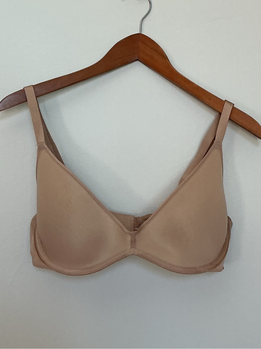 SKIMS Nude Underwire T Shirt Bra 34C